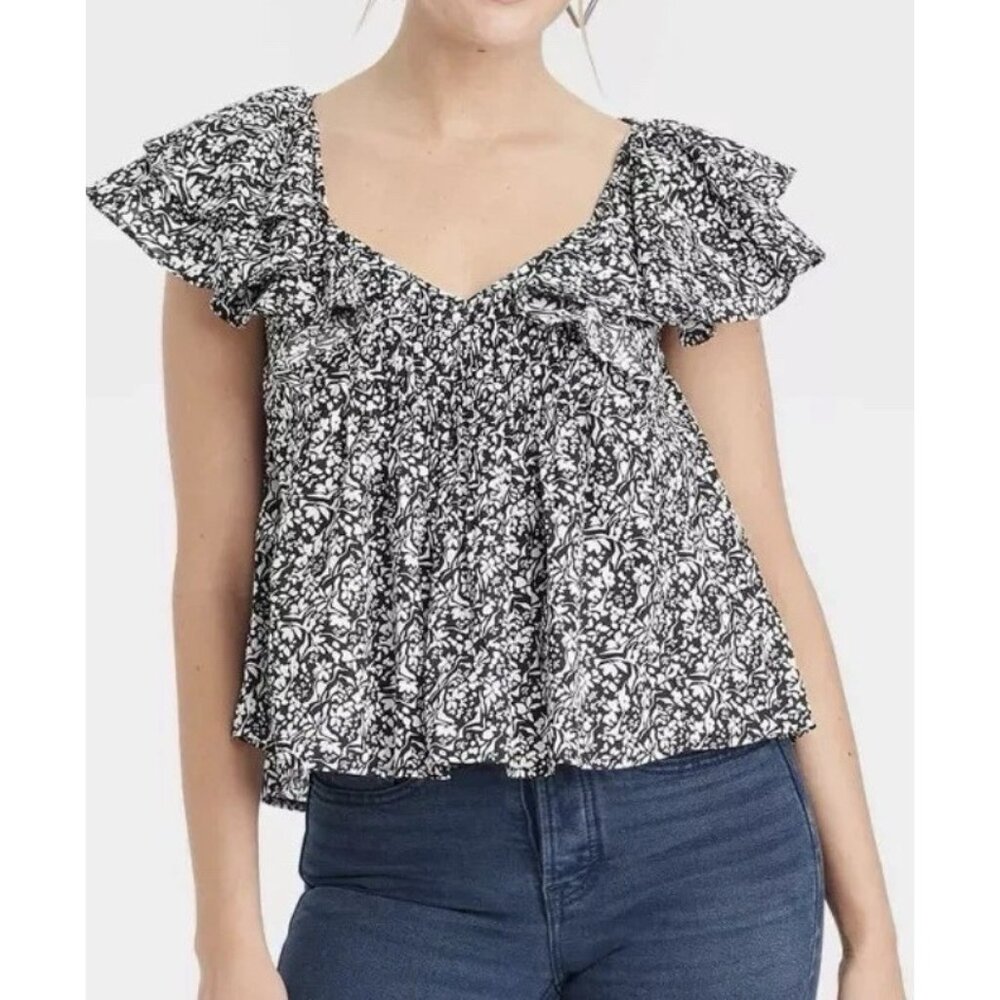 Womens Floral Ruffle Blouse XS Black White Smocked Peplum Top NWT- Universal Thr